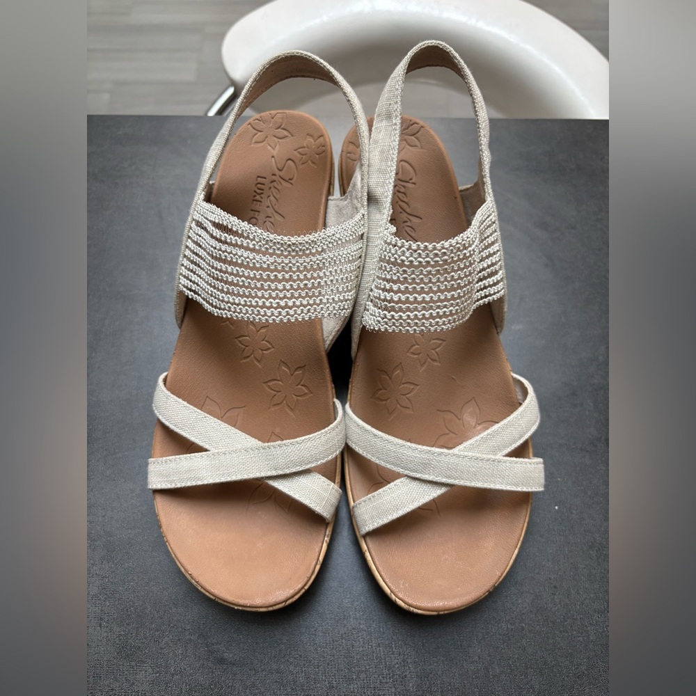 Skechers Cream Beverlee High Tea Wedge Sandals Size 10